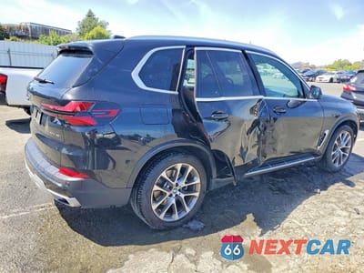 Trzecie zdjęcie samochodu z tyłu: 2025 BMW X5 XDRIVE40I VIN:5UX23EU03S9Z52432 - miniatura