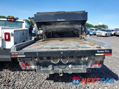 Zdjęcie 6 z 12 samochodu: 2018 GMC SIERRA K3500 VIN:1GT02VEG7JZ290408 - miniatura