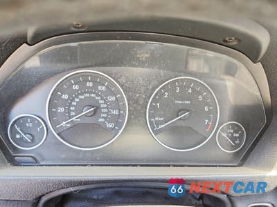 Zdjęcie 9 z 12 samochodu: 2013 BMW 328 I SULEV VIN:WBA3C1C58DF444261 - miniatura