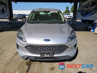 Piąte zdjęcie samochodu w środku: 2020 FORD ESCAPE S VIN:1FMCU0F62LUA11684 - miniatura