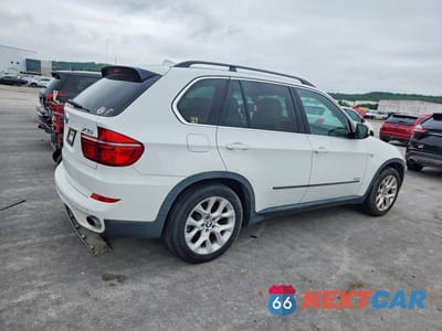 Trzecie zdjęcie samochodu z tyłu: 2013 BMW X5 XDRIVE35I VIN:5UXZV4C56DL993319 - miniatura
