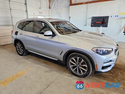Czwarte zdjęcie samochodu z boku: 2019 BMW X3 XDRIVE30I VIN:5UXTR9C53KLD99066 - miniatura