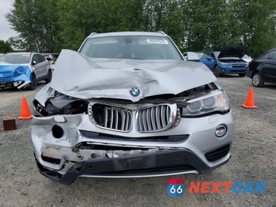 Piąte zdjęcie samochodu w środku: 2015 BMW X3 XDRIVE35I VIN:5UXWX7C52F0K35142 - miniatura