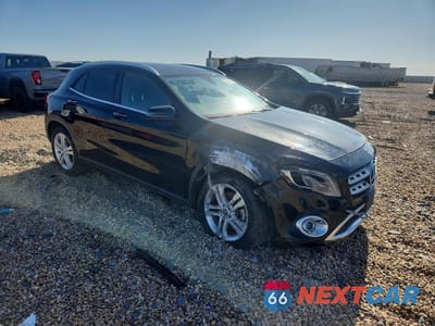 Czwarte zdjęcie samochodu z boku: 2020 MERCEDES-BENZ GLA 250 VIN:WDCTG4EB5LU026532 - miniatura