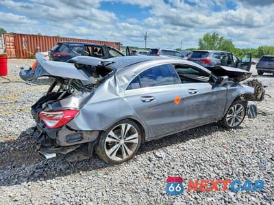 Trzecie zdjęcie samochodu z tyłu: 2016 MERCEDES-BENZ CLA 250 VIN:WDDSJ4EB4GN308752 - miniatura