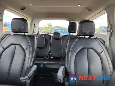 Zdjęcie 10 z 13 samochodu: 2020 CHRYSLER VOYAGER LXI VIN:2C4RC1DG0LR286163 - miniatura