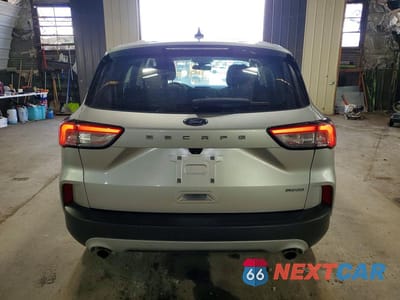 Zdjęcie 6 z 13 samochodu: 2020 FORD ESCAPE S VIN:1FMCU9F62LUC73452 - miniatura