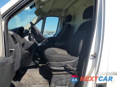 Zdjęcie 7 z 13 samochodu: 2014 RAM PROMASTER 1500 1500 STANDARD VIN:3C6TRVAD7EE124435 - miniatura