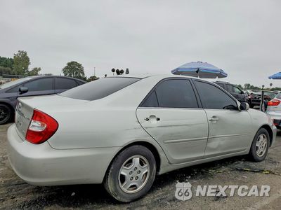 Trzecie zdjęcie samochodu z tyłu: 2002 TOYOTA CAMRY LE V6 VIN:4T1BF30K32U001399 - miniatura