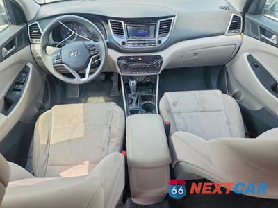 Zdjęcie 8 z 13 samochodu: 2018 HYUNDAI TUCSON SE VIN:KM8J23A41JU700603 - miniatura