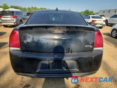 Zdjęcie 6 z 12 samochodu: 2018 CHRYSLER 300 S VIN:2C3CCABG9JH198731 - miniatura