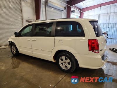 Drugie zdjęcie samochodu z przodu: 2013 DODGE GRAND CARAVAN SXT VIN:2C4RDGCGXDR553084 - miniatura