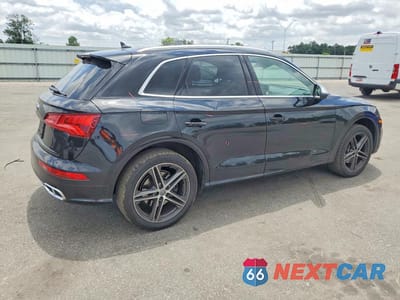 Trzecie zdjęcie samochodu z tyłu: 2020 AUDI SQ5 PREMIUM PLUS VIN:WA1B4AFYXL2021814 - miniatura