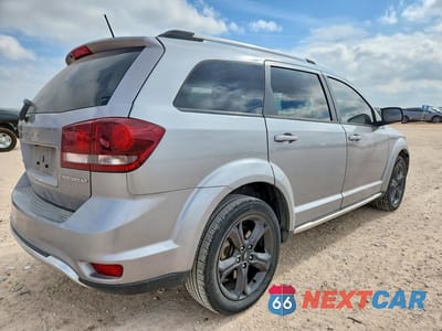 Trzecie zdjęcie samochodu z tyłu: 2019 DODGE JOURNEY CROSSROAD VIN:3C4PDCGB4KT681135 - miniatura