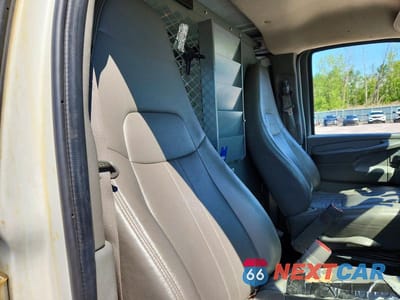 Zdjęcie 11 z 13 samochodu: 2010 CHEVROLET EXPRESS G2500 VIN:1GCZGFBA0A1175310 - miniatura