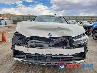Piąte zdjęcie samochodu w środku: 2024 BMW 330XI VIN:3MW89FF07R8E05940 - miniatura