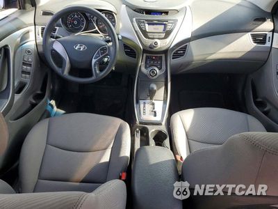 Zdjęcie 8 z 12 samochodu: 2013 HYUNDAI ELANTRA GLS VIN:5NPDH4AE8DH202489 - miniatura