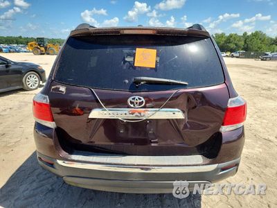Zdjęcie 6 z 12 samochodu: 2011 TOYOTA HIGHLANDER SE VIN:5TDZK3EH5BS030497 - miniatura