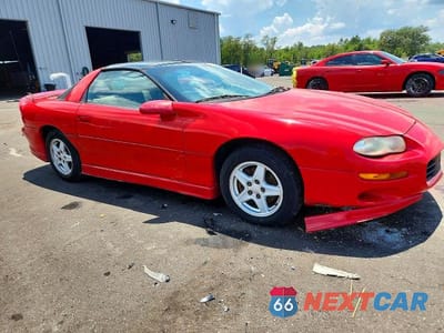 Czwarte zdjęcie samochodu z boku: 1999 CHEVROLET CAMARO VIN:2G1FP22KXX2126125 - miniatura