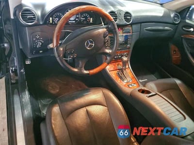 Zdjęcie 8 z 12 samochodu: 2009 MERCEDES-BENZ CLK 350 VIN:WDBTK56F79T105256 - miniatura