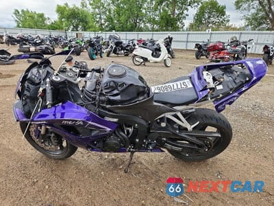 Trzecie zdjęcie samochodu z tyłu: 2008 HONDA CBR600 RR VIN:JH2PC40088M101683 - miniatura