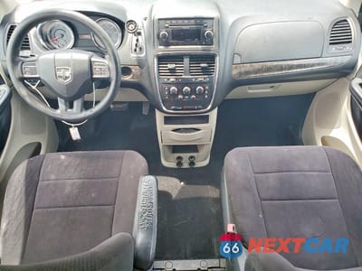 Zdjęcie 8 z 13 samochodu: 2011 DODGE GRAND CARAVAN EXPRESS VIN:2D4RN4DG5BR672459 - miniatura