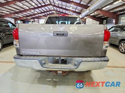 Zdjęcie 6 z 12 samochodu: 2008 TOYOTA TUNDRA SR5 VIN:5TBBT54188S458970 - miniatura