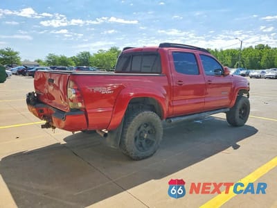 Trzecie zdjęcie samochodu z tyłu: 2009 TOYOTA TACOMA DOUBLE CAB VIN:3TMLU42NX9M026973 - miniatura