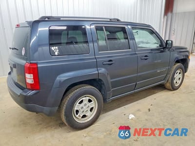 Trzecie zdjęcie samochodu z tyłu: 2014 JEEP PATRIOT SPORT VIN:1C4NJRBB6ED569571 - miniatura
