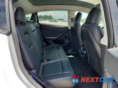 Zdjęcie 10 z 13 samochodu: 2023 TESLA MODEL Y VIN:7SAYGDEE8PA067824 - miniatura