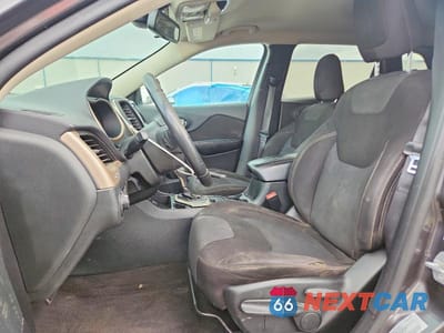 Zdjęcie 7 z 13 samochodu: 2015 JEEP CHEROKEE LATITUDE VIN:1C4PJLCB7FW627696 - miniatura