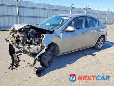 2013 MAZDA 3 I JM1BL1TG2D1734654 - główne zdjęcie licytacji z USA - miniatura