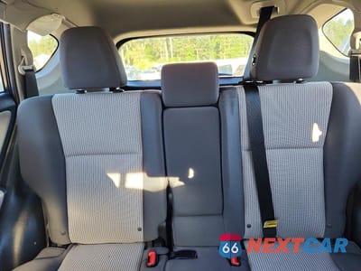 Zdjęcie 10 z 13 samochodu: 2015 TOYOTA RAV4 LE VIN:2T3BFREV1FW340312 - miniatura