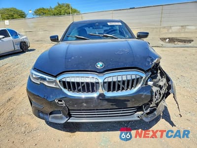 Piąte zdjęcie samochodu w środku: 2021 BMW 330E VIN:WBA5P7C07MFL06070 - miniatura
