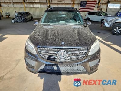 Piąte zdjęcie samochodu w środku: 2017 MERCEDES-BENZ GLE 43 AMG VIN:4JGDA6EB0HA933832 - miniatura