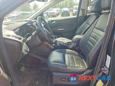 Zdjęcie 7 z 12 samochodu: 2015 FORD ESCAPE TITANIUM VIN:1FMCU9J96FUB49190 - miniatura