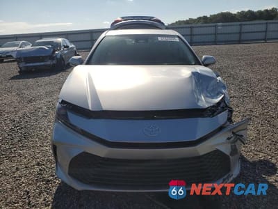 Piąte zdjęcie samochodu w środku: 2025 TOYOTA CAMRY LE VIN:4T1DAACK4SU650569 - miniatura