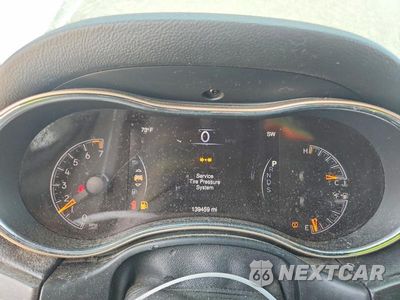 Zdjęcie 9 z 13 samochodu: 2015 JEEP GRAND CHEROKEE LAREDO VIN:1C4RJFAG8FC191127 - miniatura