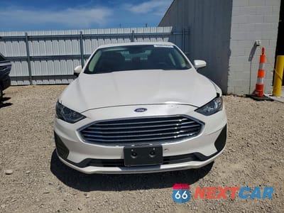 Piąte zdjęcie samochodu w środku: 2019 FORD FUSION SE VIN:3FA6P0HD9KR199300 - miniatura