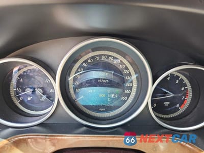 Zdjęcie 9 z 12 samochodu: 2014 MERCEDES-BENZ E 350 4MATIC VIN:WDDHF8JB9EA906588 - miniatura