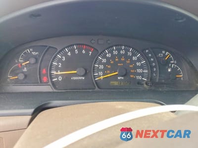 Zdjęcie 9 z 12 samochodu: 2001 TOYOTA TUNDRA ACCESS CAB LIMITED VIN:5TBRT38161S143166 - miniatura