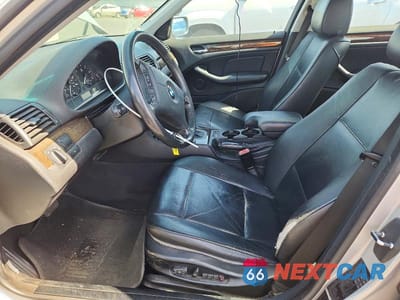 Zdjęcie 7 z 12 samochodu: 2003 BMW 325 I VIN:WBAAZ33453KP79668 - miniatura