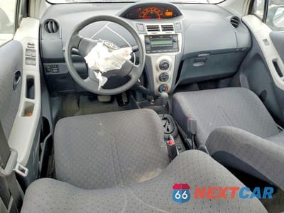 Zdjęcie 8 z 13 samochodu: 2010 TOYOTA YARIS BASE VIN:JTDKT4K39A5294498 - miniatura