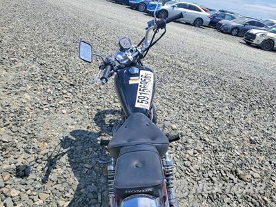 Zdjęcie 6 z 9 samochodu: 2015 HONDA CMX250 C VIN:JH2MC1314FK900374 - miniatura
