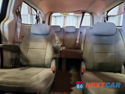 Zdjęcie 10 z 14 samochodu: 2008 CHRYSLER TOWN & COUNTRY LX VIN:2A8HR44H28R607723 - miniatura