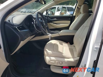 Zdjęcie 7 z 12 samochodu: 2022 BUICK ENCLAVE ESSENCE VIN:5GAEVAKW1NJ130824 - miniatura