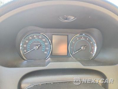 Zdjęcie 9 z 12 samochodu: 2015 JAGUAR XF 2.0T PREMIUM VIN:SAJWA0FS2FPU68426 - miniatura