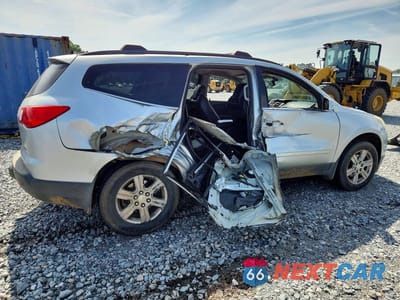 Trzecie zdjęcie samochodu z tyłu: 2012 CHEVROLET TRAVERSE LT VIN:1GNKRJED2CJ354401 - miniatura