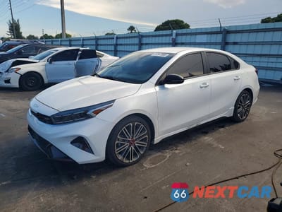 2023 KIA FORTE GT 3KPF44AC8PE543984 - główne zdjęcie licytacji z USA - miniatura