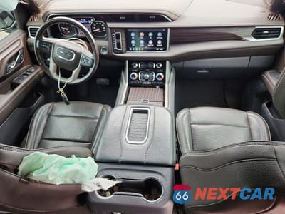 Zdjęcie 8 z 13 samochodu: 2021 GMC YUKON XL DENALI VIN:1GKS2JKL7MR151844 - miniatura